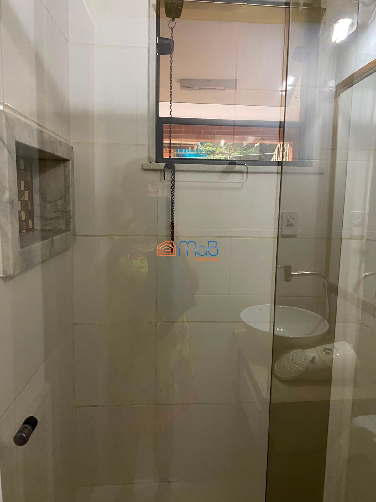 Casa com 4 quartos + terraço com churrasqueira no parque aeroporto!