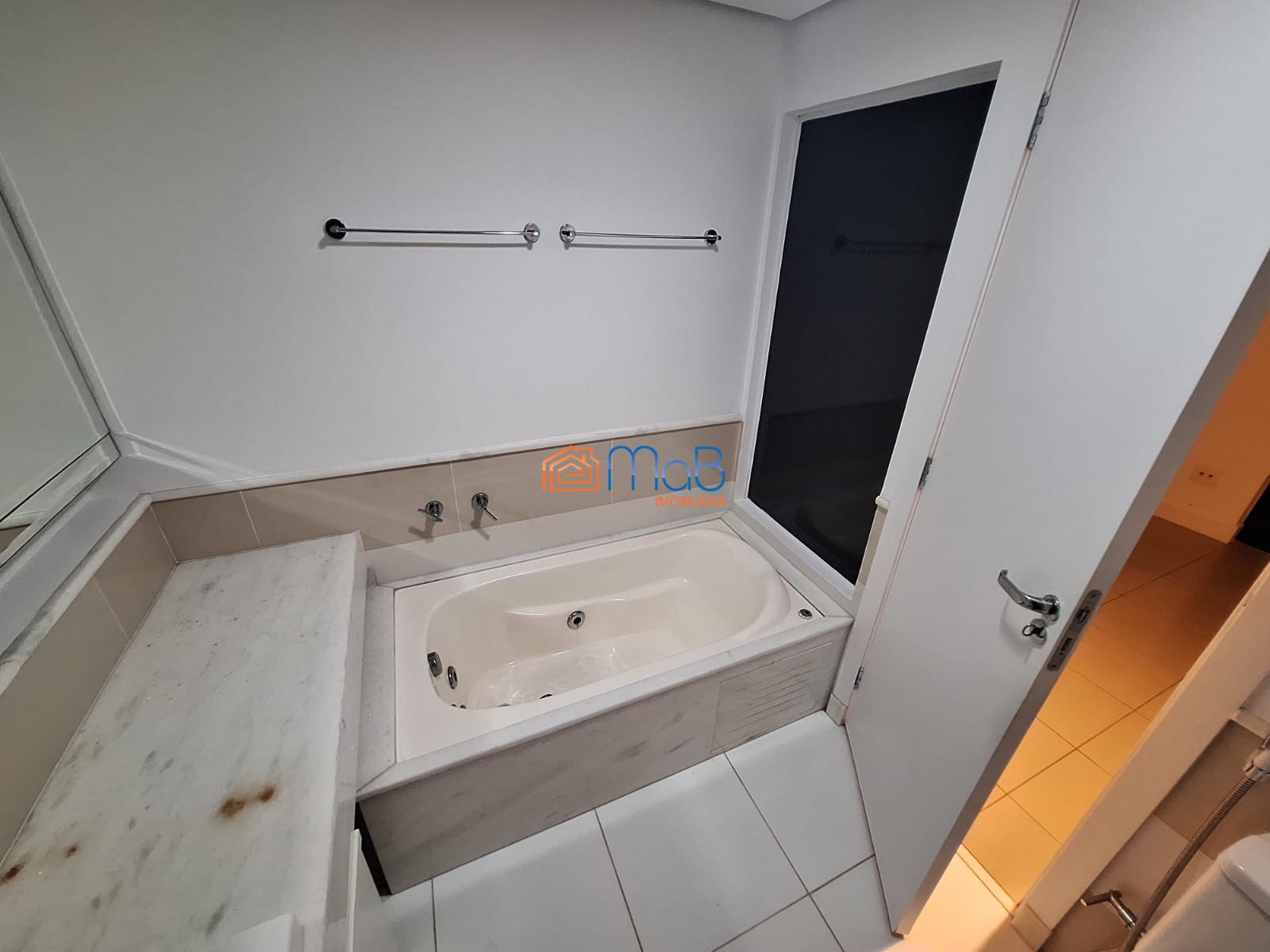 Apartamento de Frente para o Mar no Condomínio Costa Esmeralda – Pecado Macaé