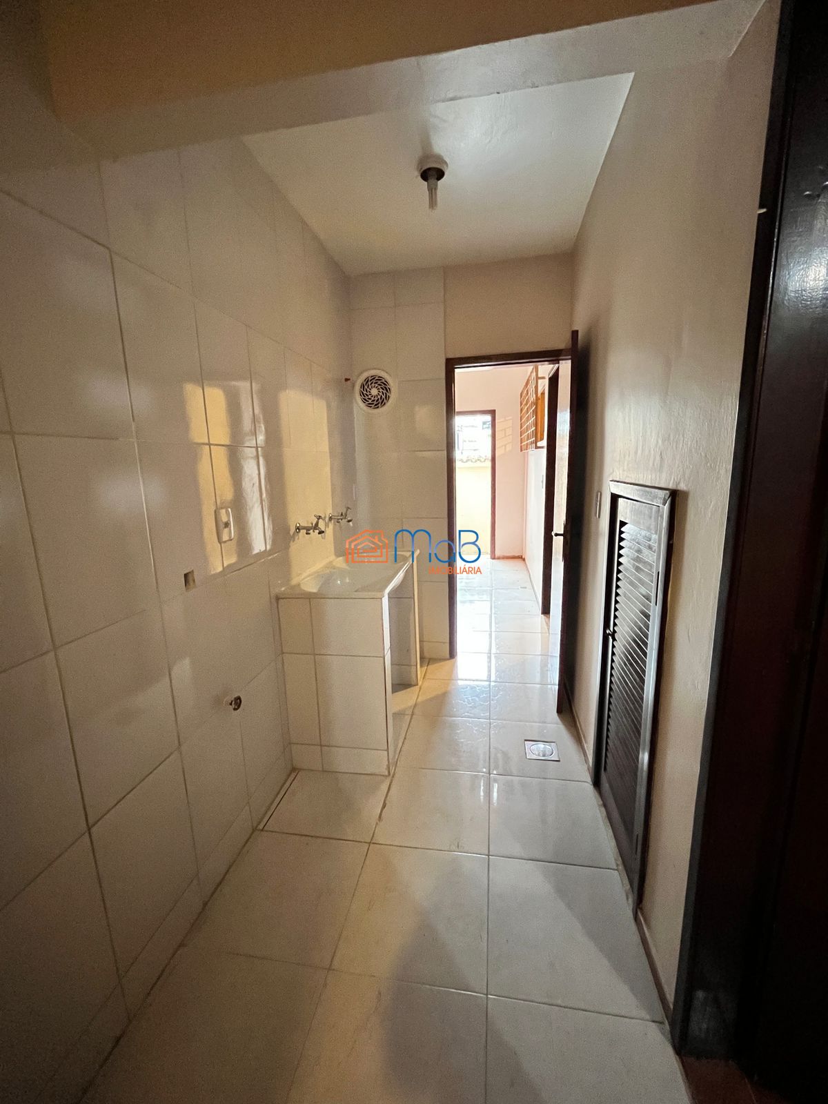 Casa à venda com 4 quartos, 200m² - Foto 17