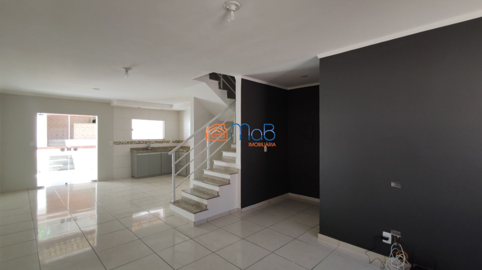 Duplex a venda no Jardim Guanabara - Macaé