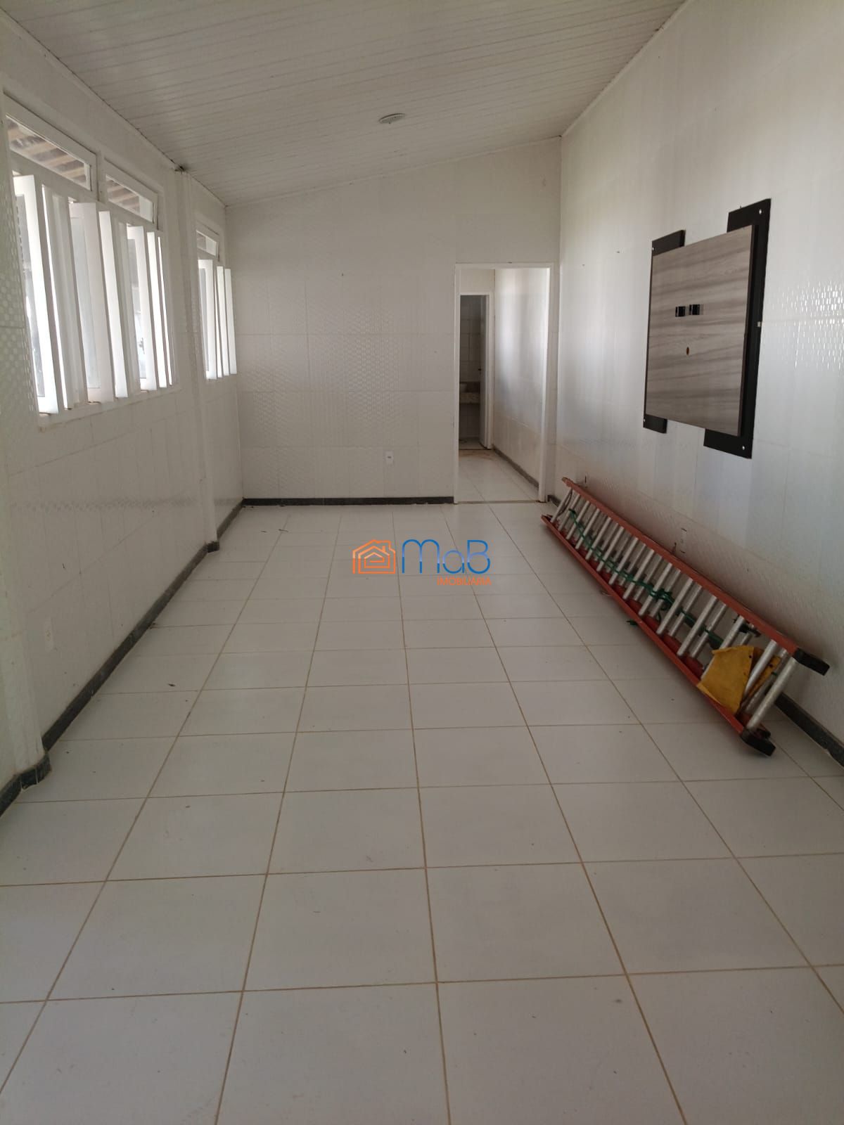 Casa ampla com piscina na zona de expansão – robalo apenas 1