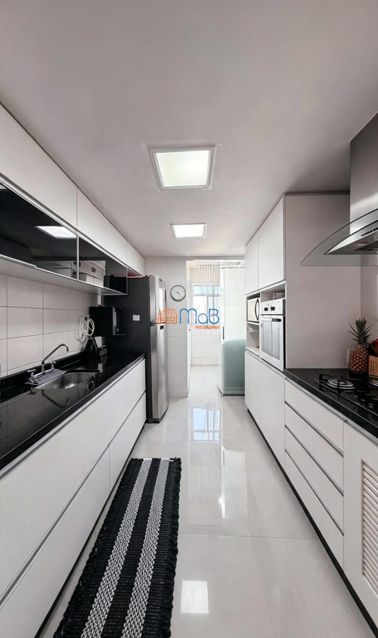 Apartamento 2 dormitórios à venda Imbetiba Macaé/RJ