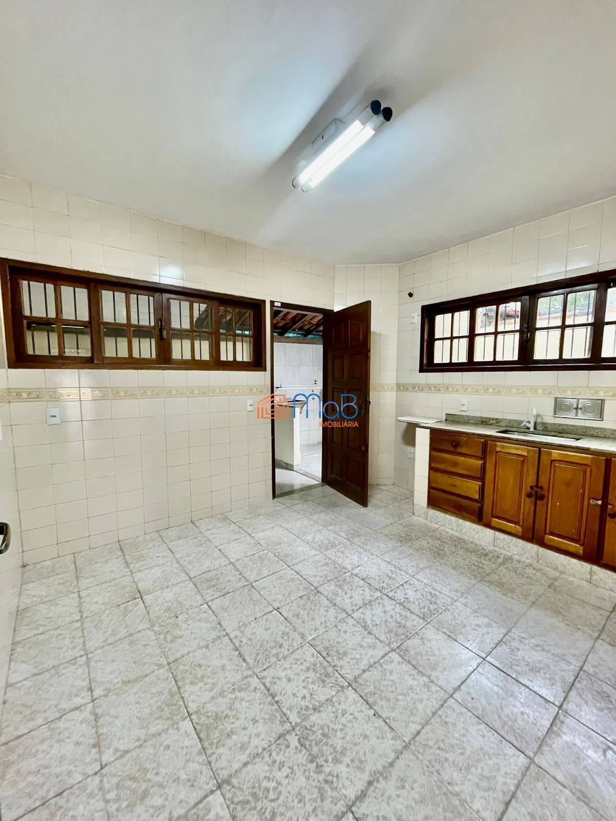 Apartamento à venda com 5 quartos, 200m² - Foto 8