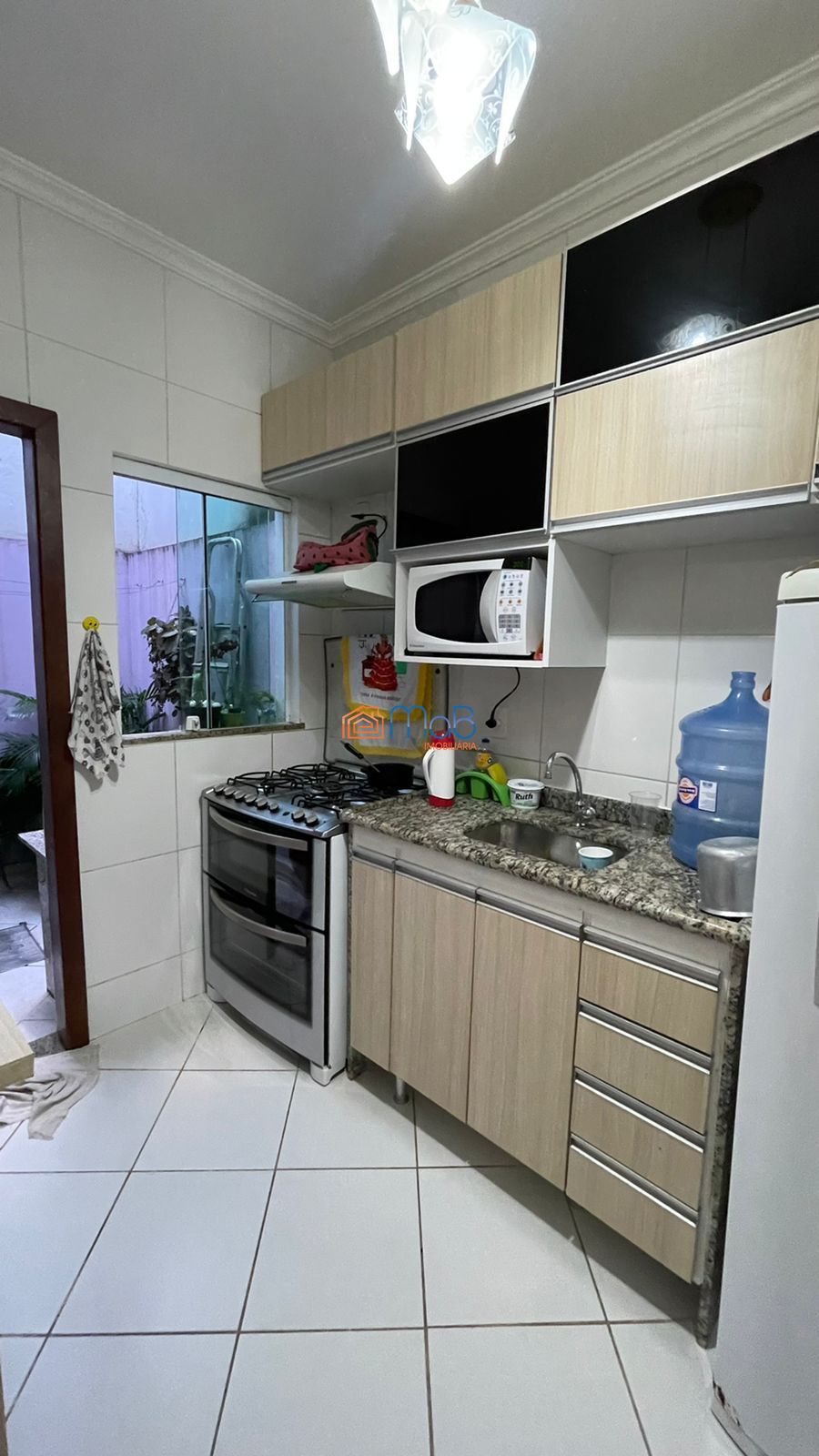 Casa à venda com 2 quartos, 65m² - Foto 4