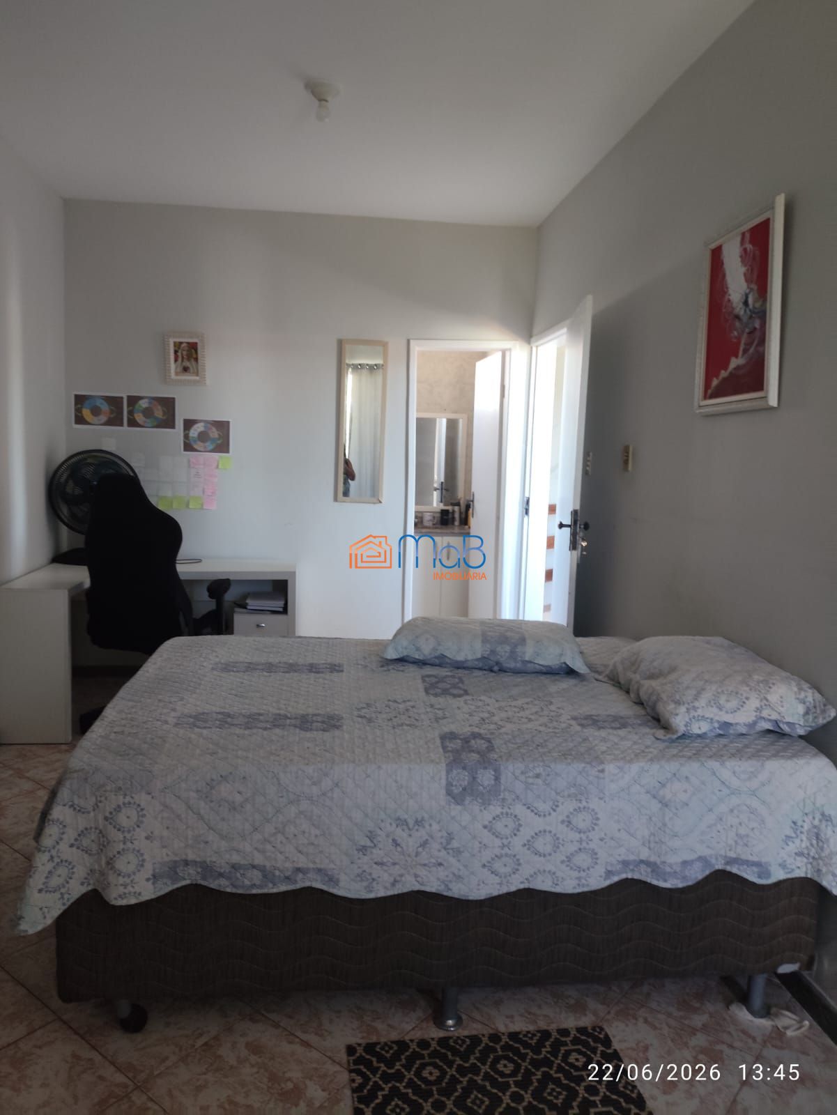 Casa ampla com 4 suítes, quintal e garagem para 4 carros – terreno de 350m²