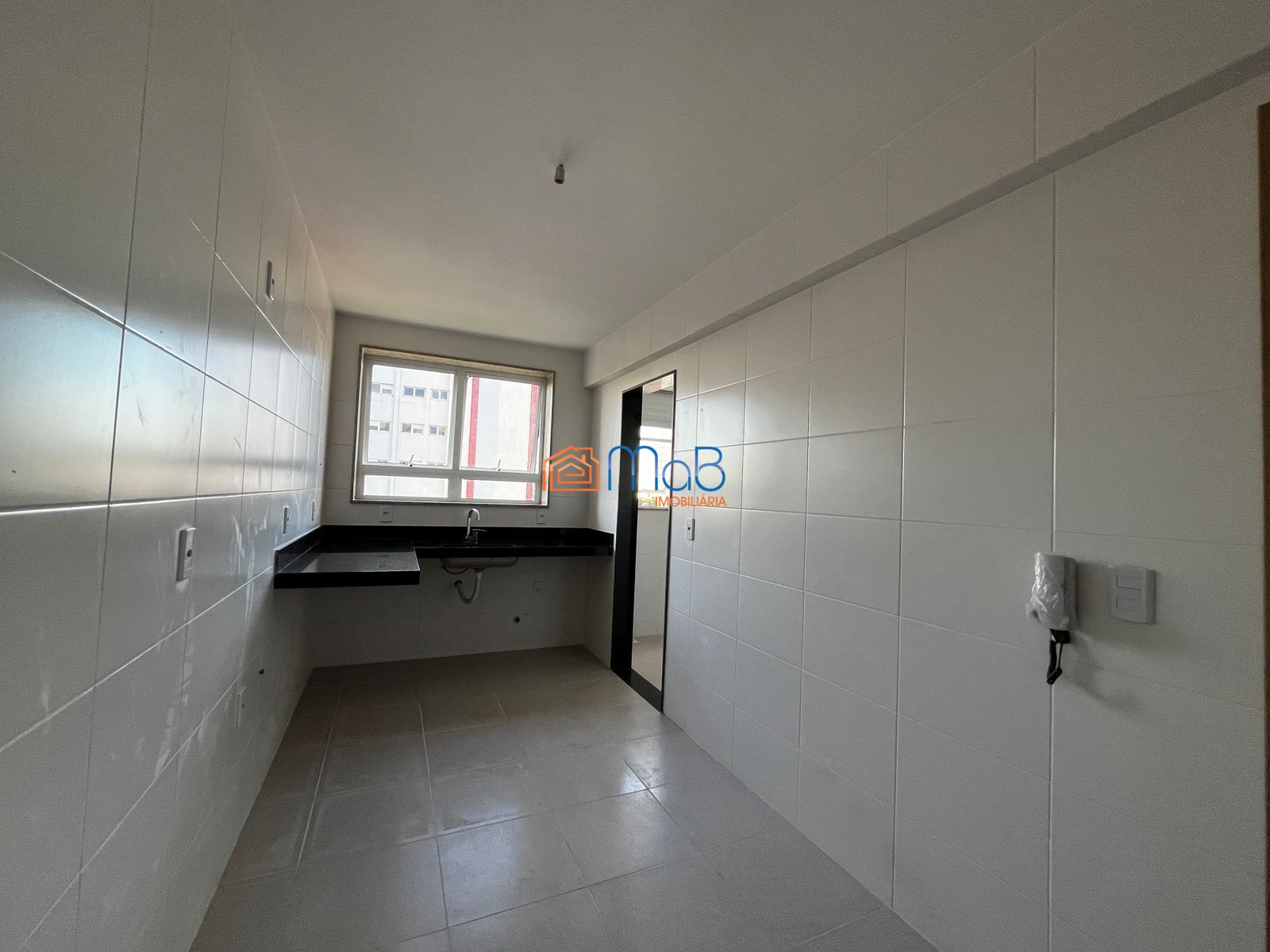 Apartamento à venda com 3 quartos, 105m² - Foto 7