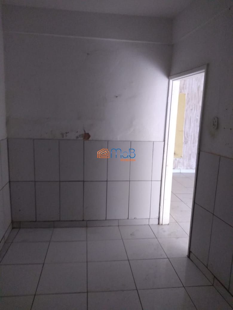 Loja-Salão para alugar com 3 quartos, 210m² - Foto 4