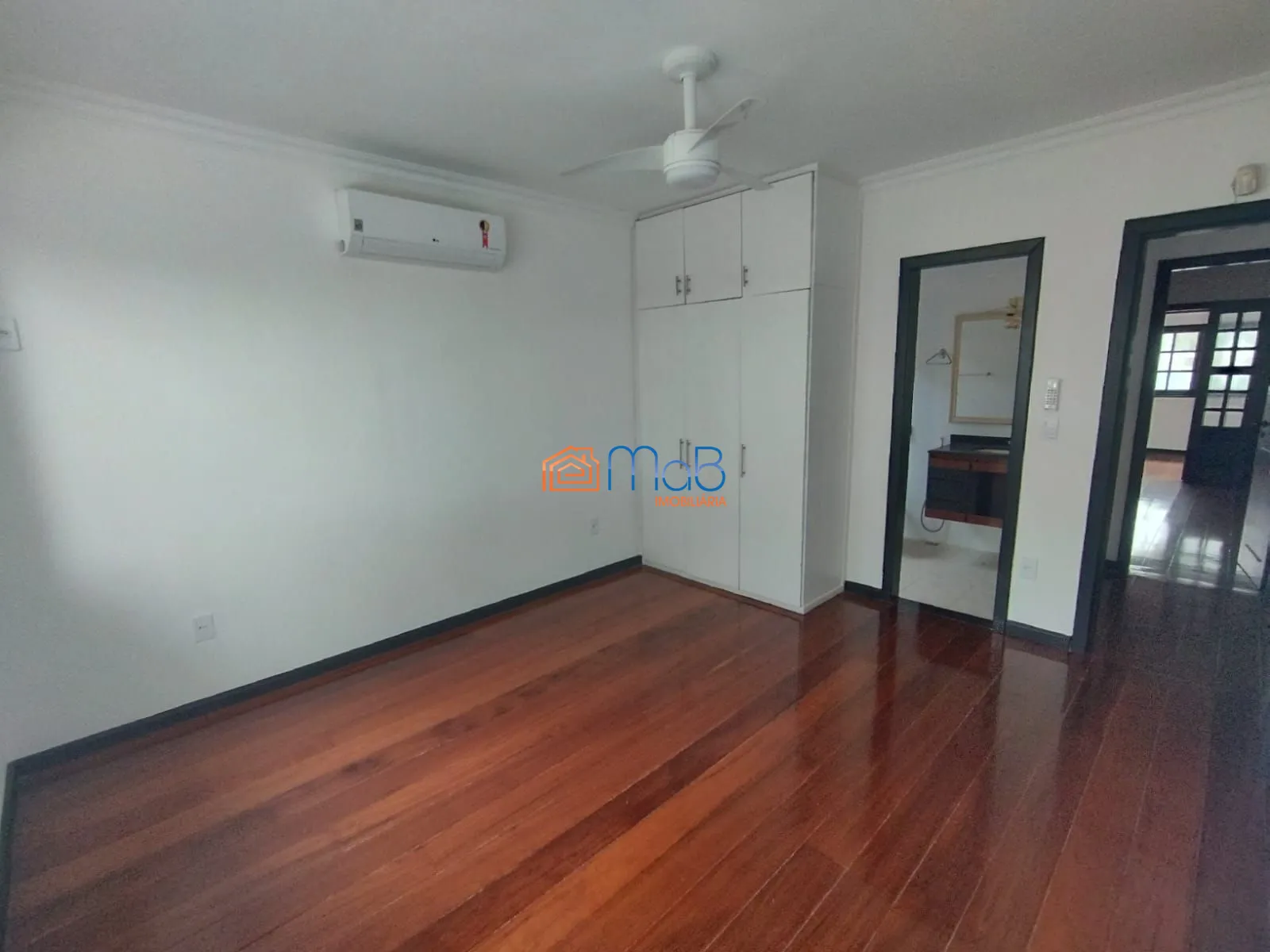 Casa, 4 quartos, 380 m² - Foto 26