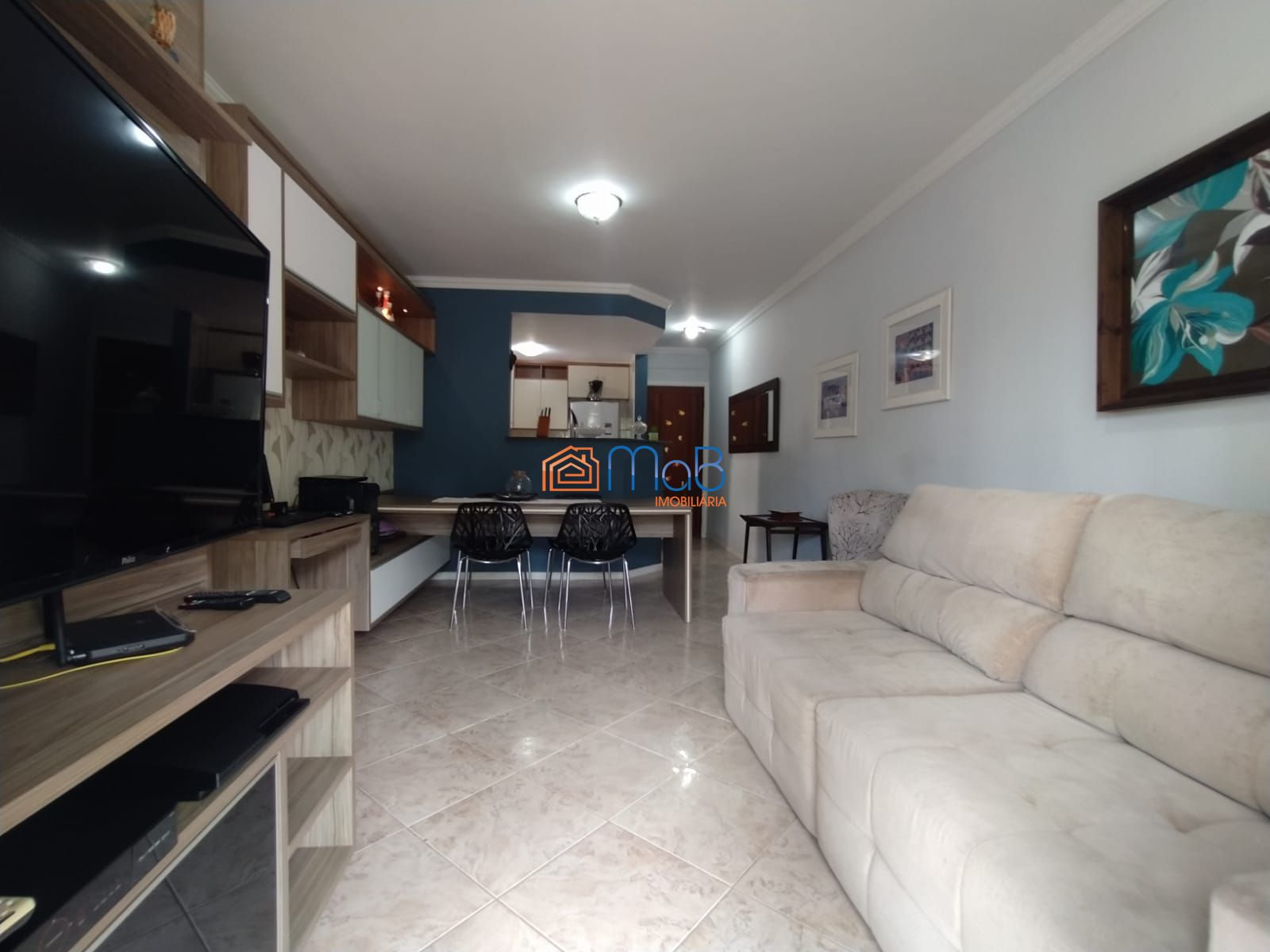 Apartamento à venda com 2 quartos, 63m² - Foto 1