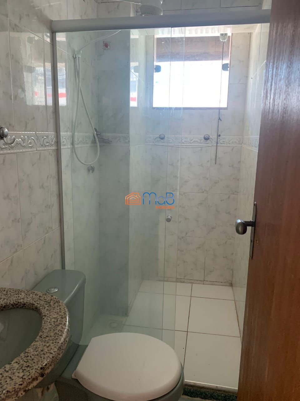 Excelente apartamento com 02 quartos no cajueiros
