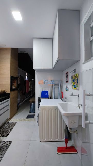 Apartamento à venda com 3 quartos, 87m² - Foto 12