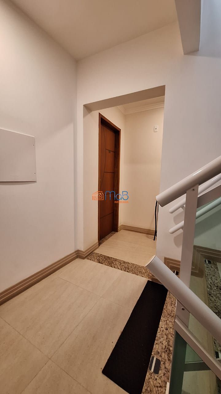 Apartamento à venda com 2 quartos, 61m² - Foto 5