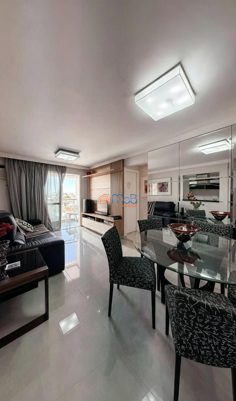 Apartamento 2 dormitórios à venda Imbetiba Macaé/RJ