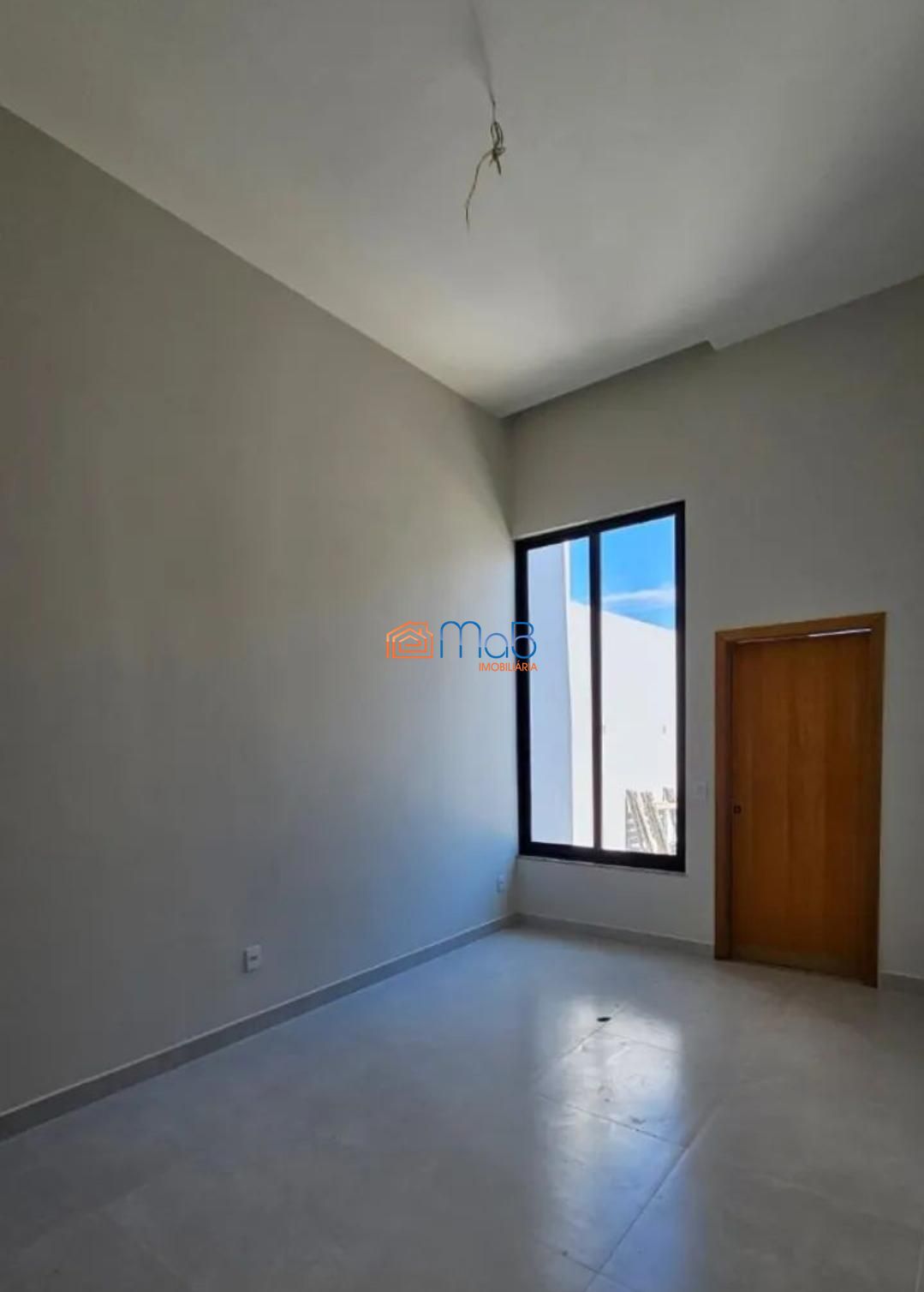 Casa térrea 2 quartos - vale das palmeiras - 63m²