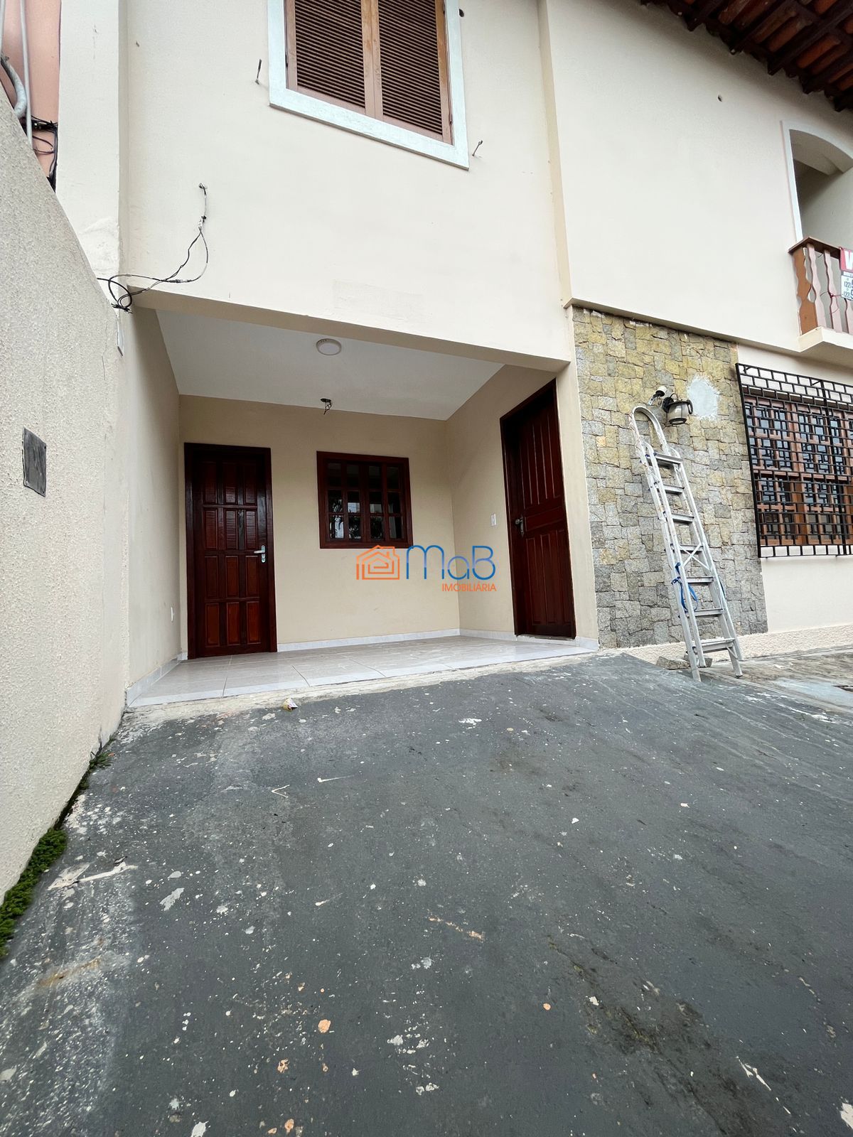 Casa à venda com 4 quartos, 200m² - Foto 27