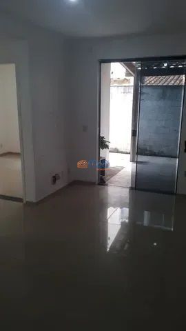 Apartamento à venda com 2 quartos, 66m² - Foto 2