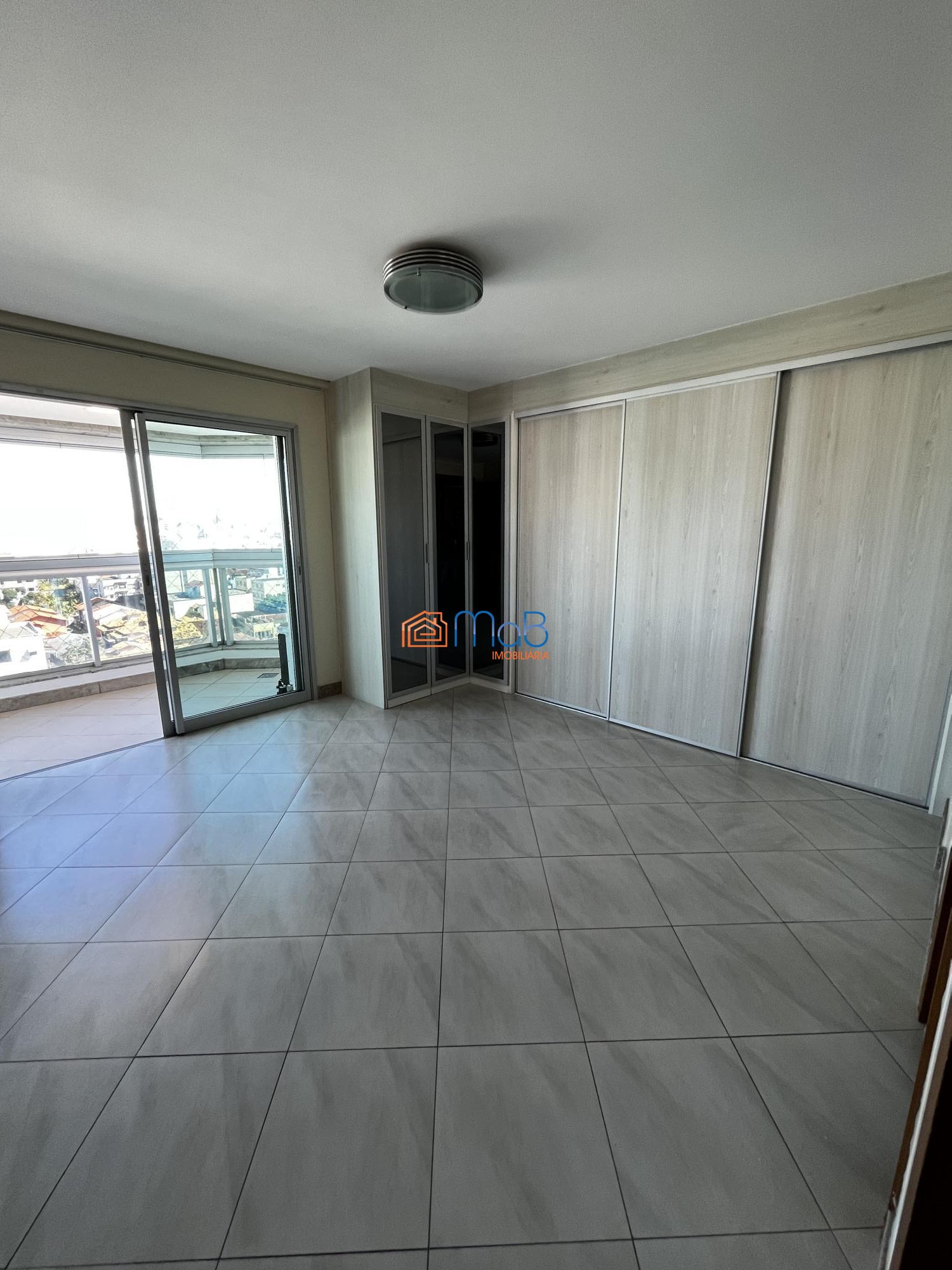 Apartamento à venda com 3 quartos, 140m² - Foto 8