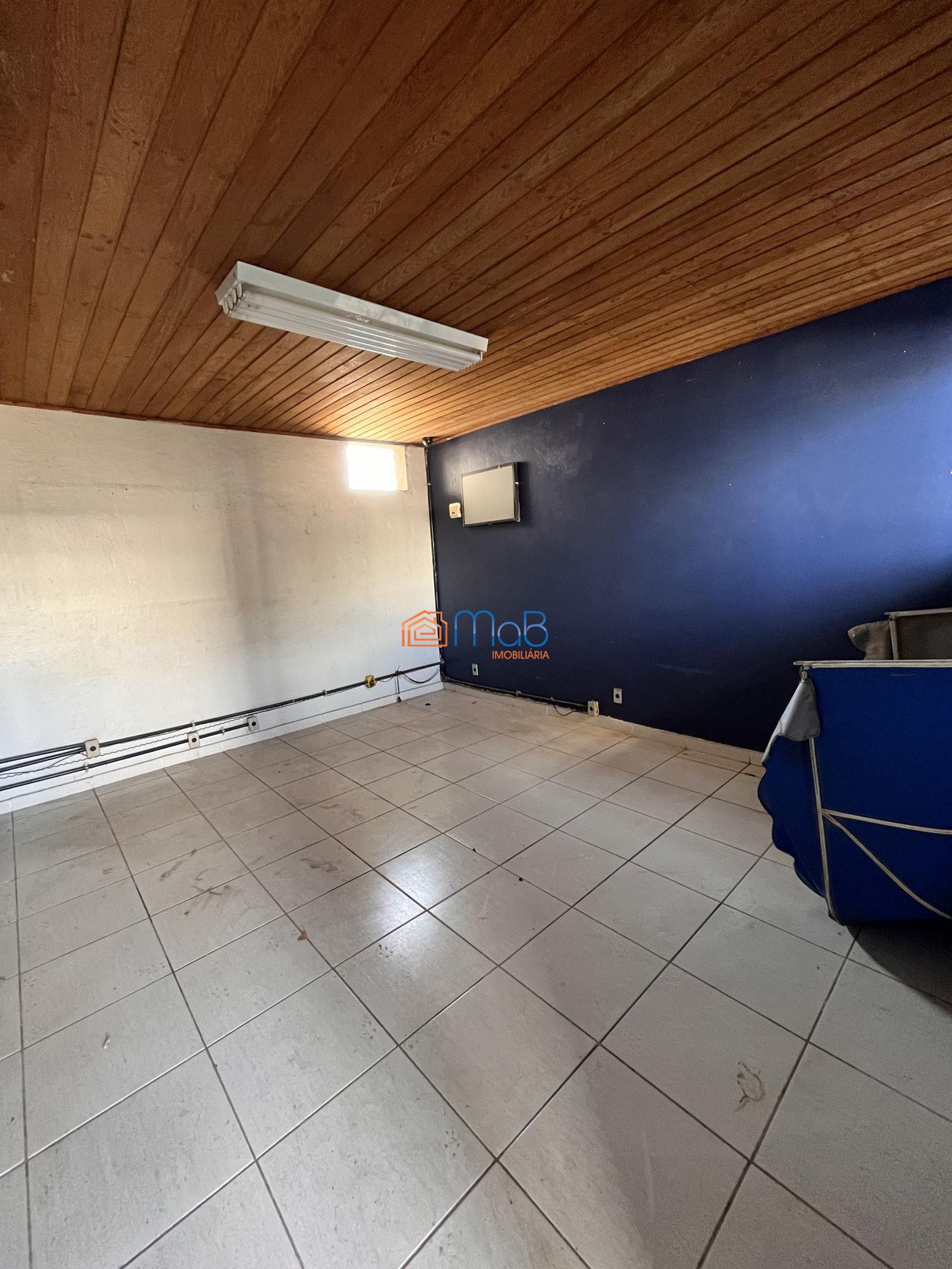 Depósito-Galpão-Armazém à venda com 13 quartos, 250m² - Foto 18