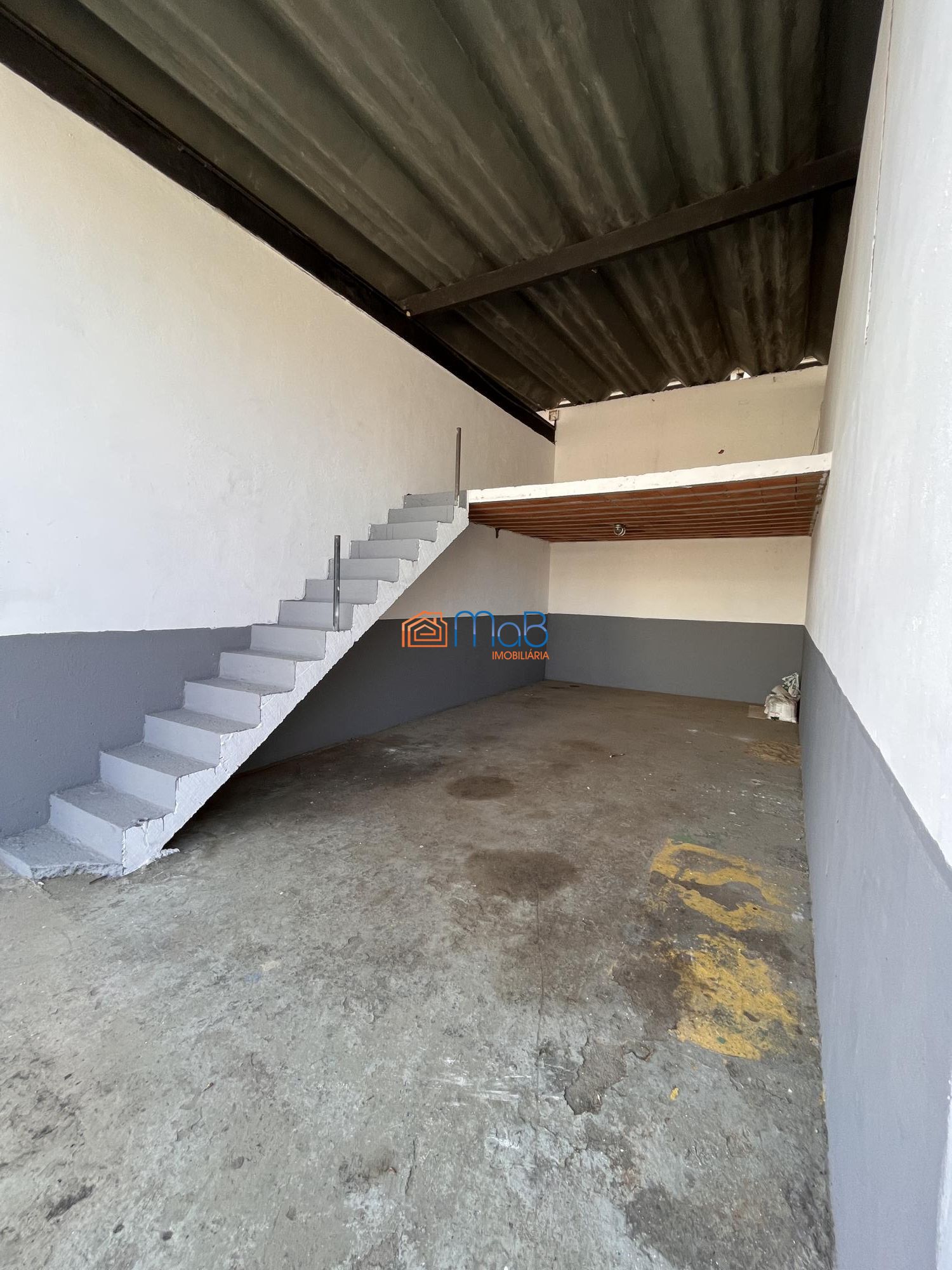 Depósito-Galpão-Armazém à venda com 13 quartos, 250m² - Foto 7