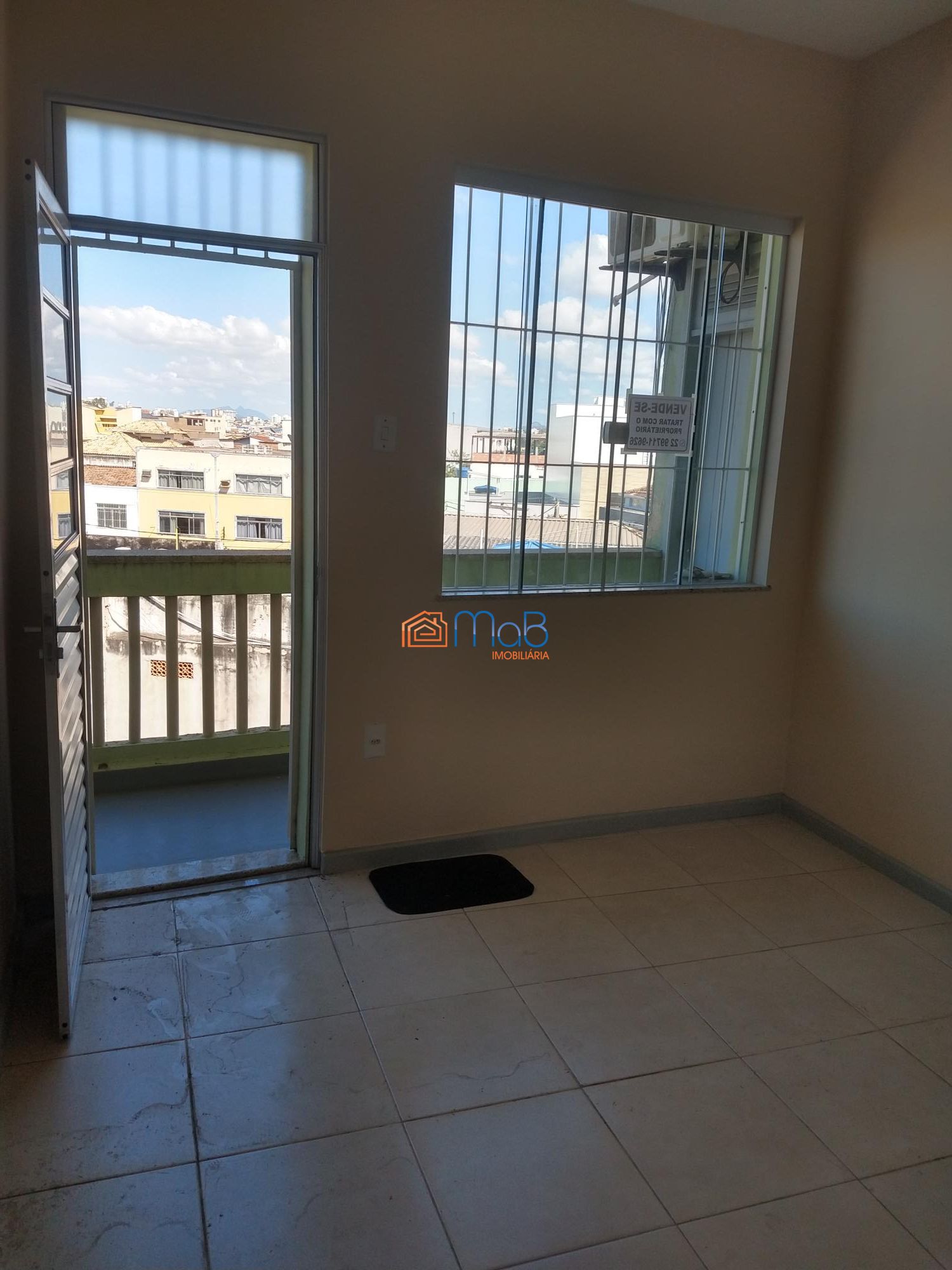 Apartamento à venda com 1 quarto, 30m² - Foto 2