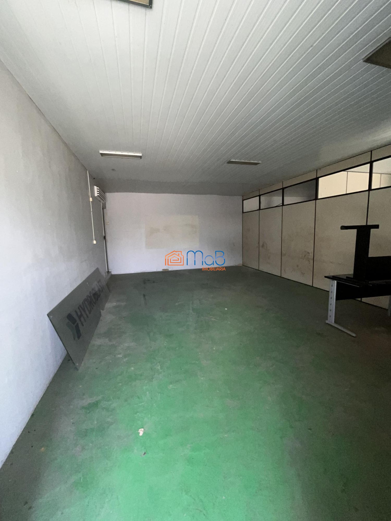 Depósito-Galpão-Armazém à venda com 13 quartos, 250m² - Foto 32