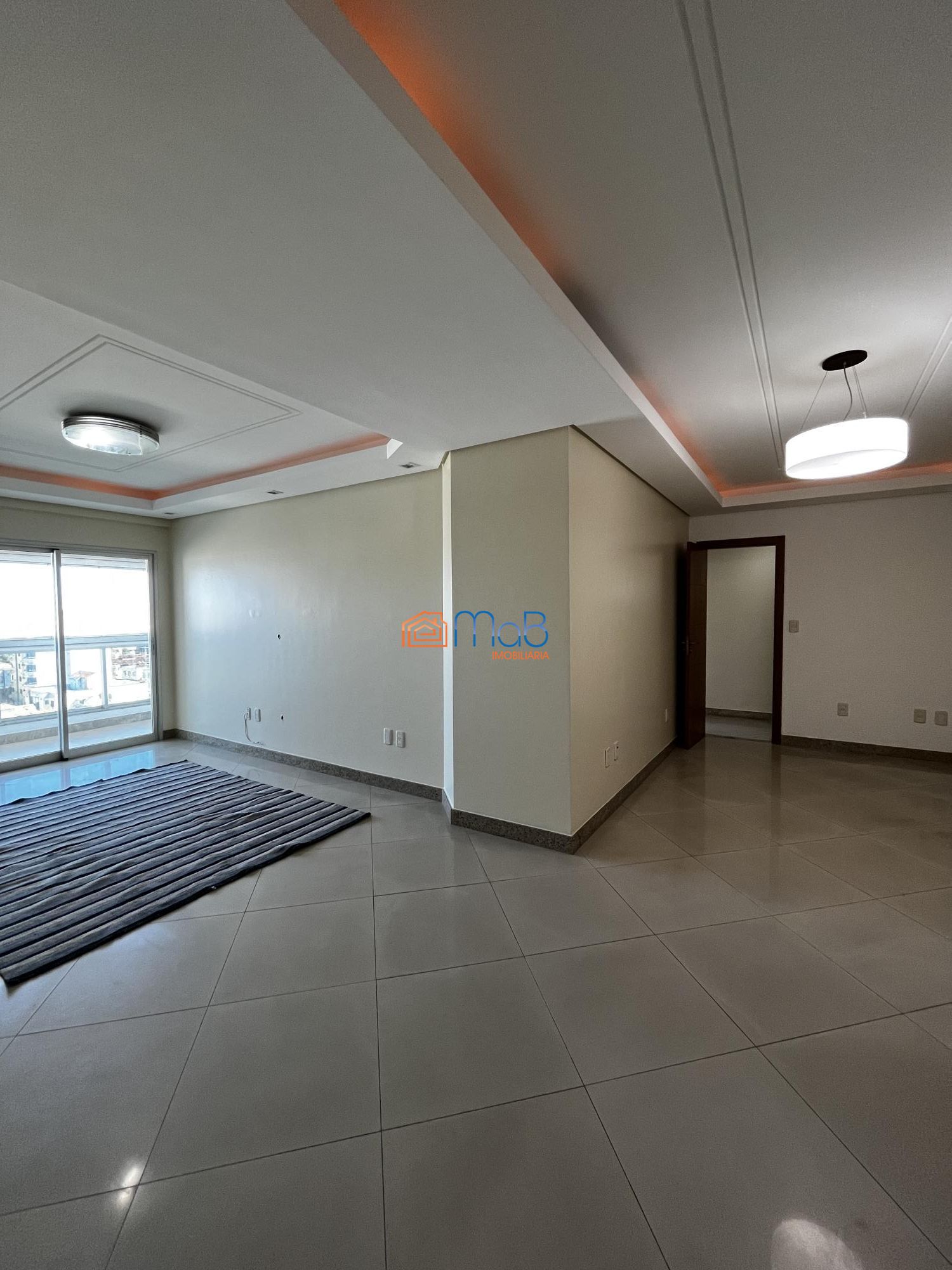 Apartamento à venda com 3 quartos, 140m² - Foto 15