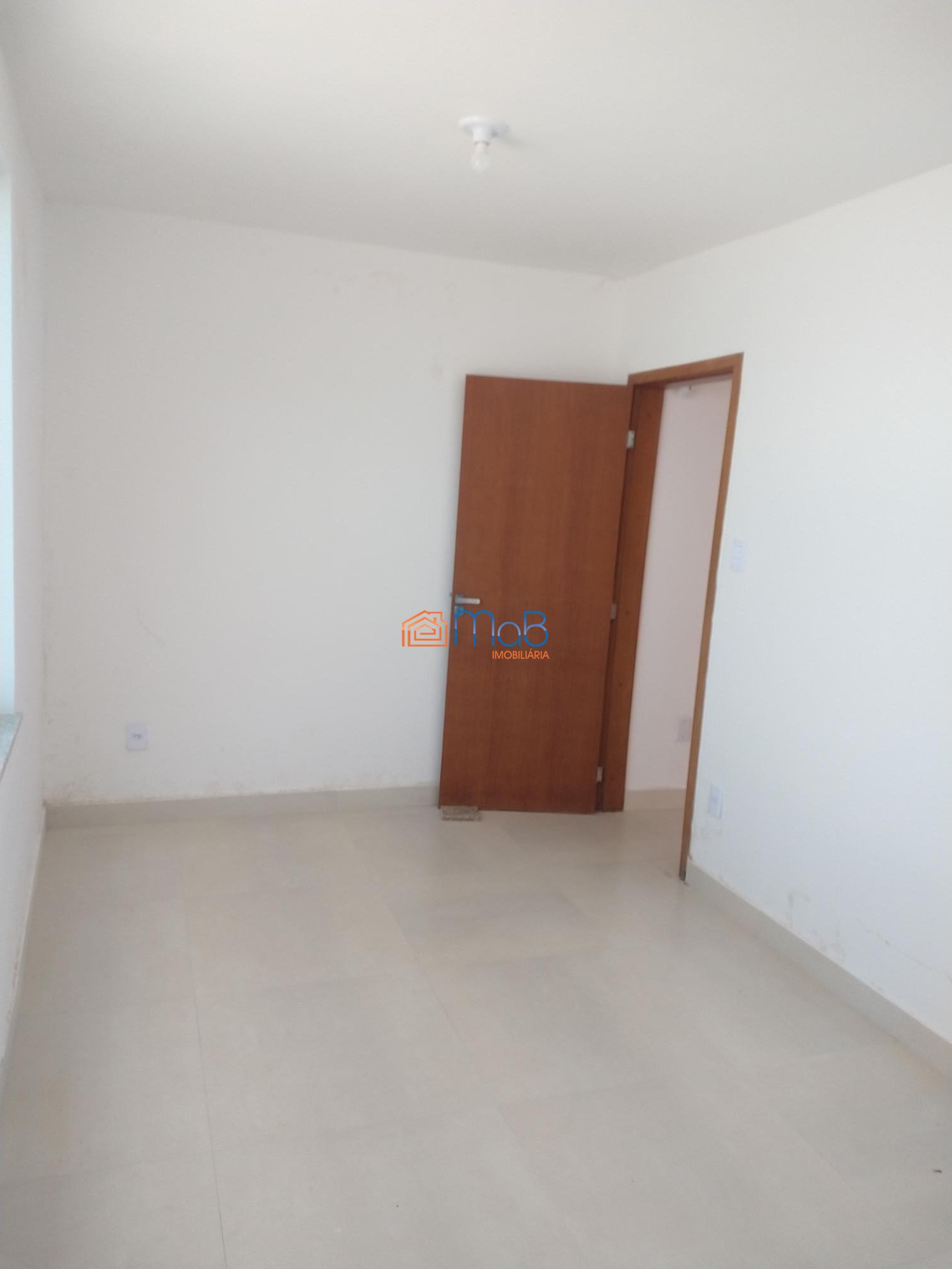 Apartamento à venda com 1 quarto, 65m² - Foto 4