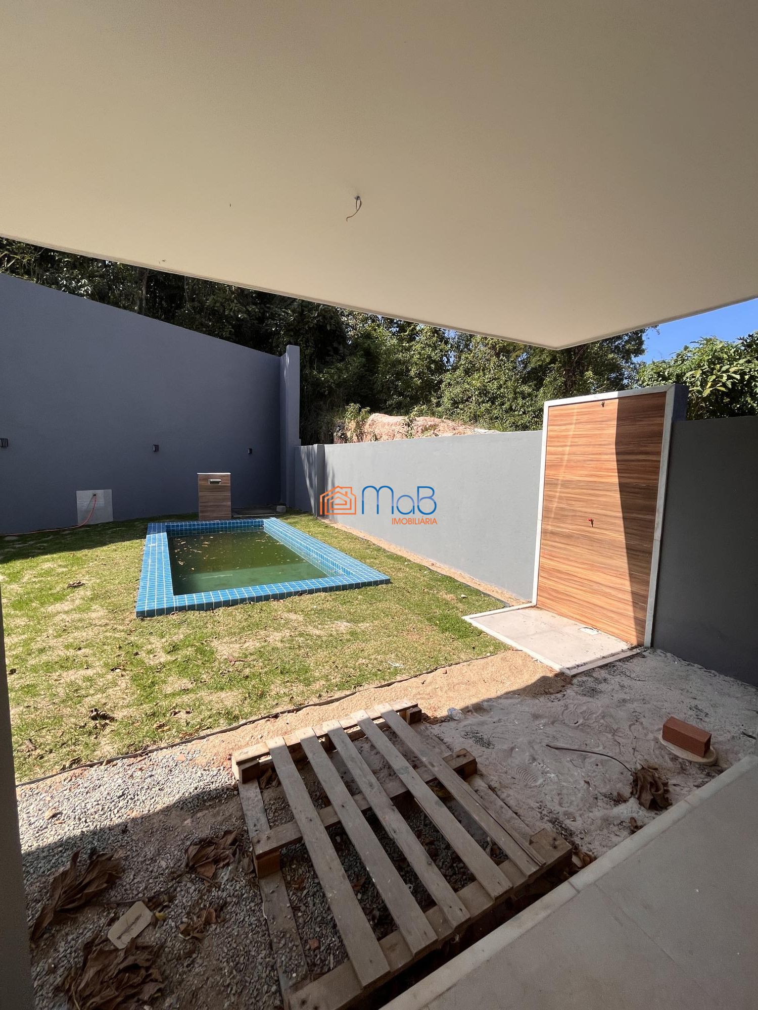 Casa de Condomínio à venda com 4 quartos, 240m² - Foto 33