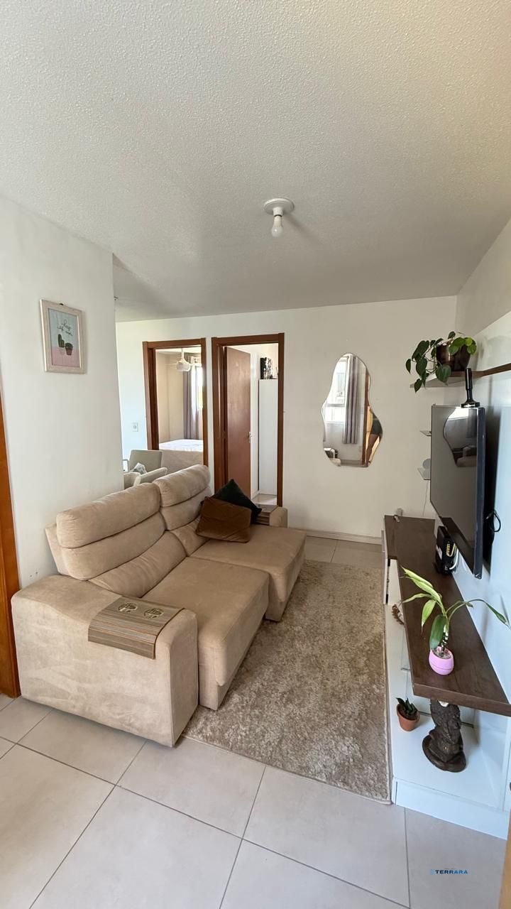 Apartamento semi mobiliado de 2 quartos e 1 vaga no bairro Rubem Berta
