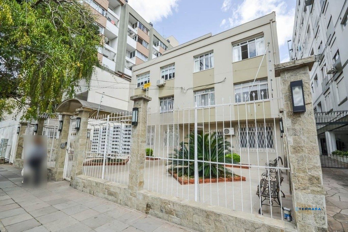 Apartamento no ED. Dallas, 2 quartos, à venda, 69 m², Menino Deus - Porto Alegre — foto 2