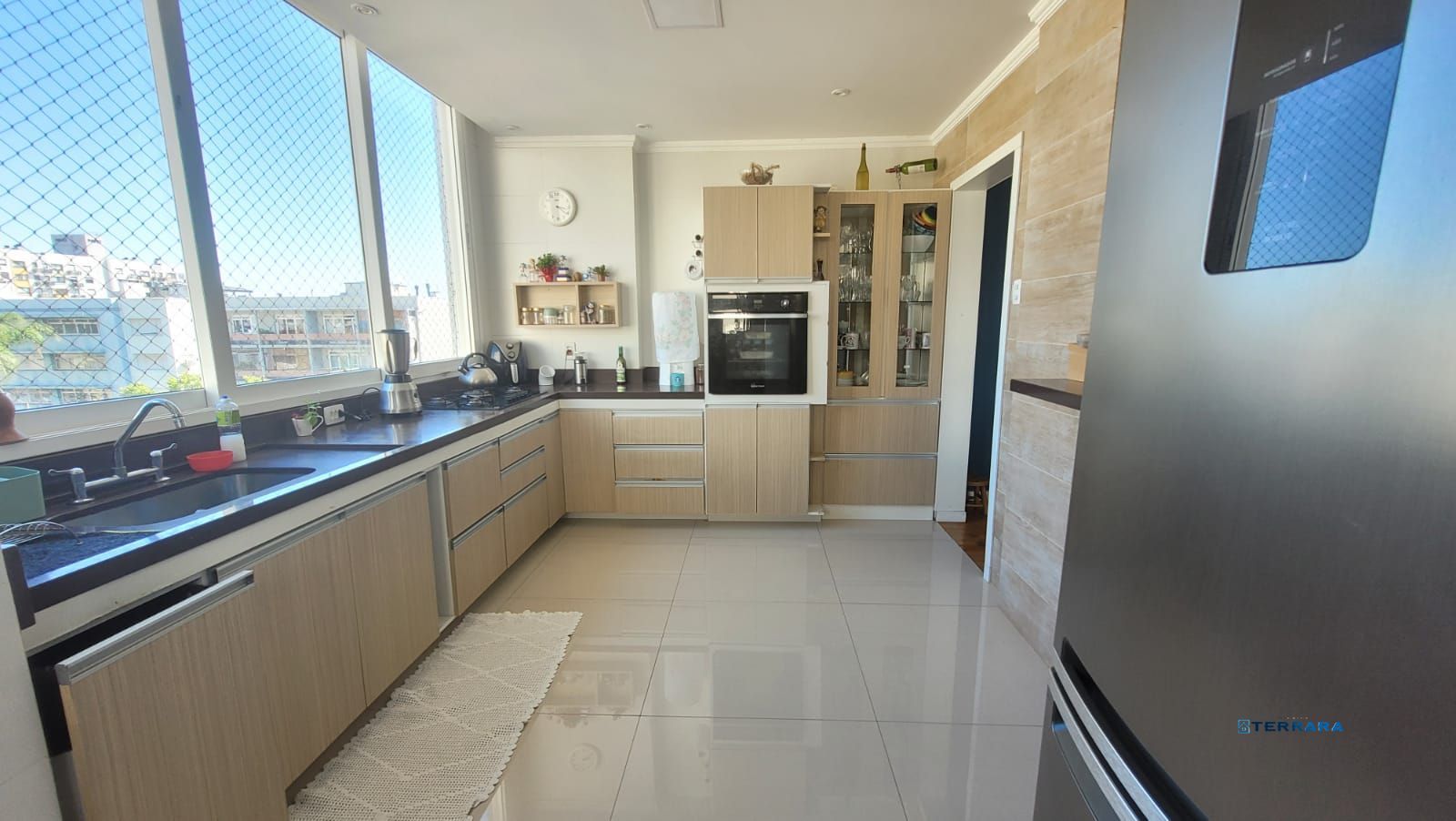 Apartamento mobiliado de 3 quartos, elevador no bairro Santana