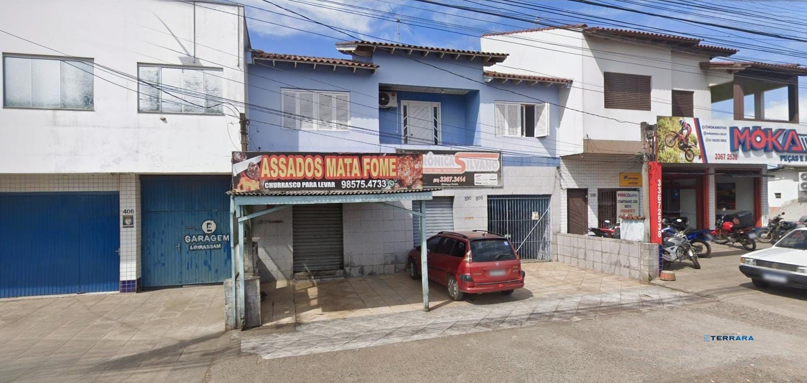 Casa e loja à venda com 300m², 3 quartos e 3 vagas no Rubem Berta