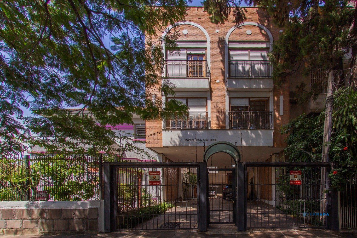 Apartamento no Condomínio Petit Palais, 2 quartos, à venda, 66 m², Rio Branco - Porto Alegre — foto 3