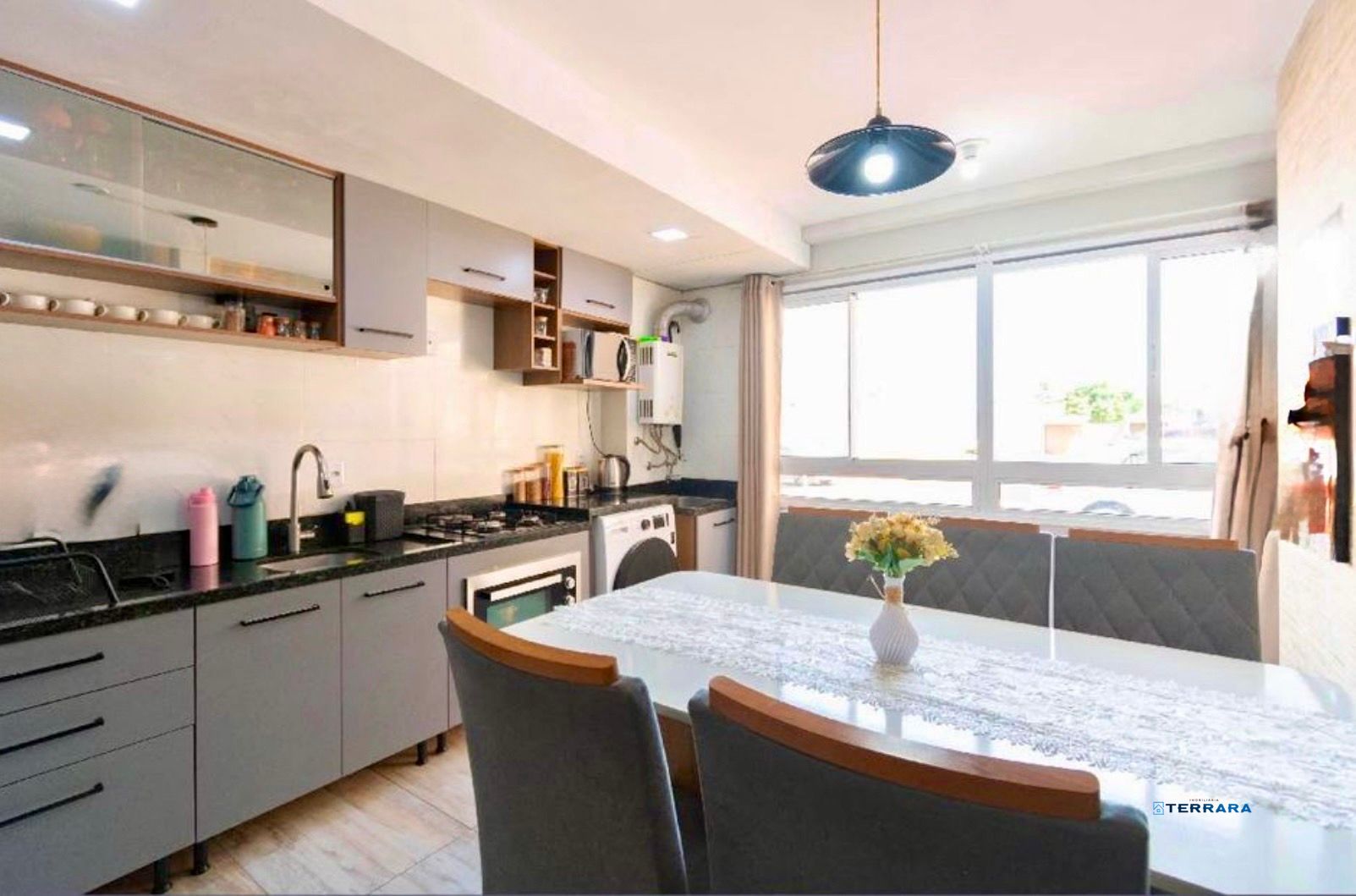 Lindo Apartamento  Térreo  2 quartos com vaga à Venda no Bairro Fátima, Canoas