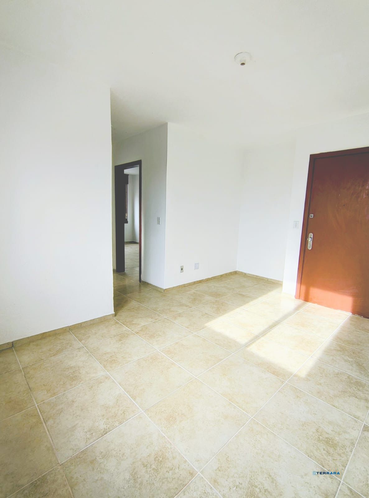 Apartamento com 66 m2 localizado na Rua Abaeté no Bairro Sarandi