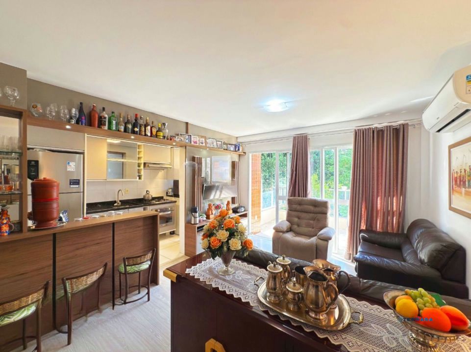 Apartamento com 3 quartos, 2 vagas, piscina e elevador Cristo Redentor