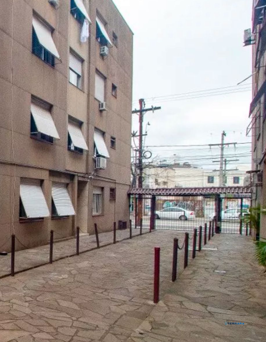 APARTAMENTO, 2 DORMITÓRIOS NO BAIRRO AZENHA EM PORTO ALEGRE PARA COMPRAR