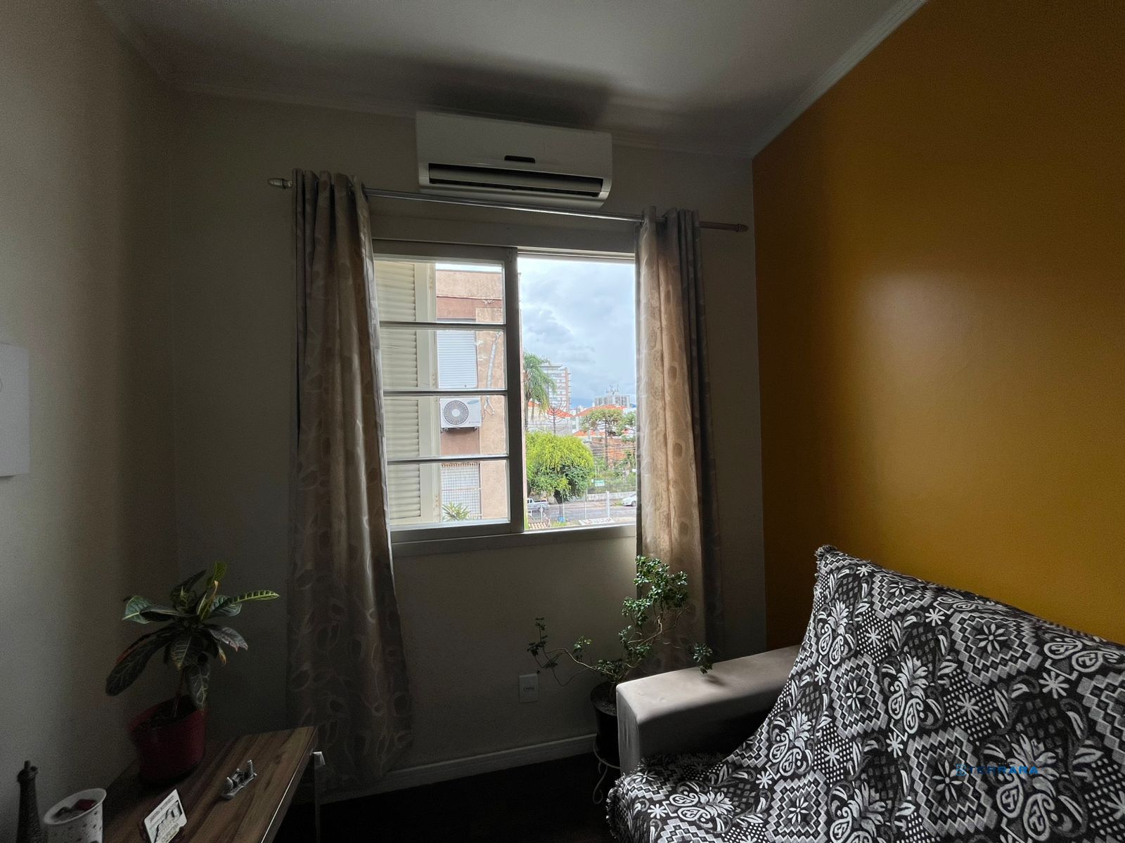 Apartamento no Edifício Maria Lucia, 2 quartos, à venda, 69 m², Vila Ipiranga - Porto Alegre — foto 3