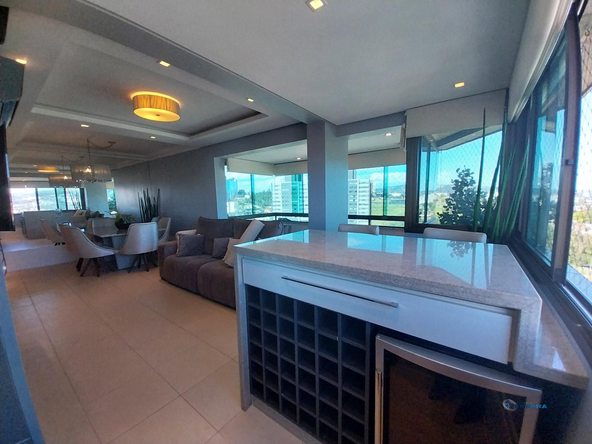 Apartamento de 97m², 2 dormitórios,1suíte, 3 vagas de garagem no Jardim Botânico