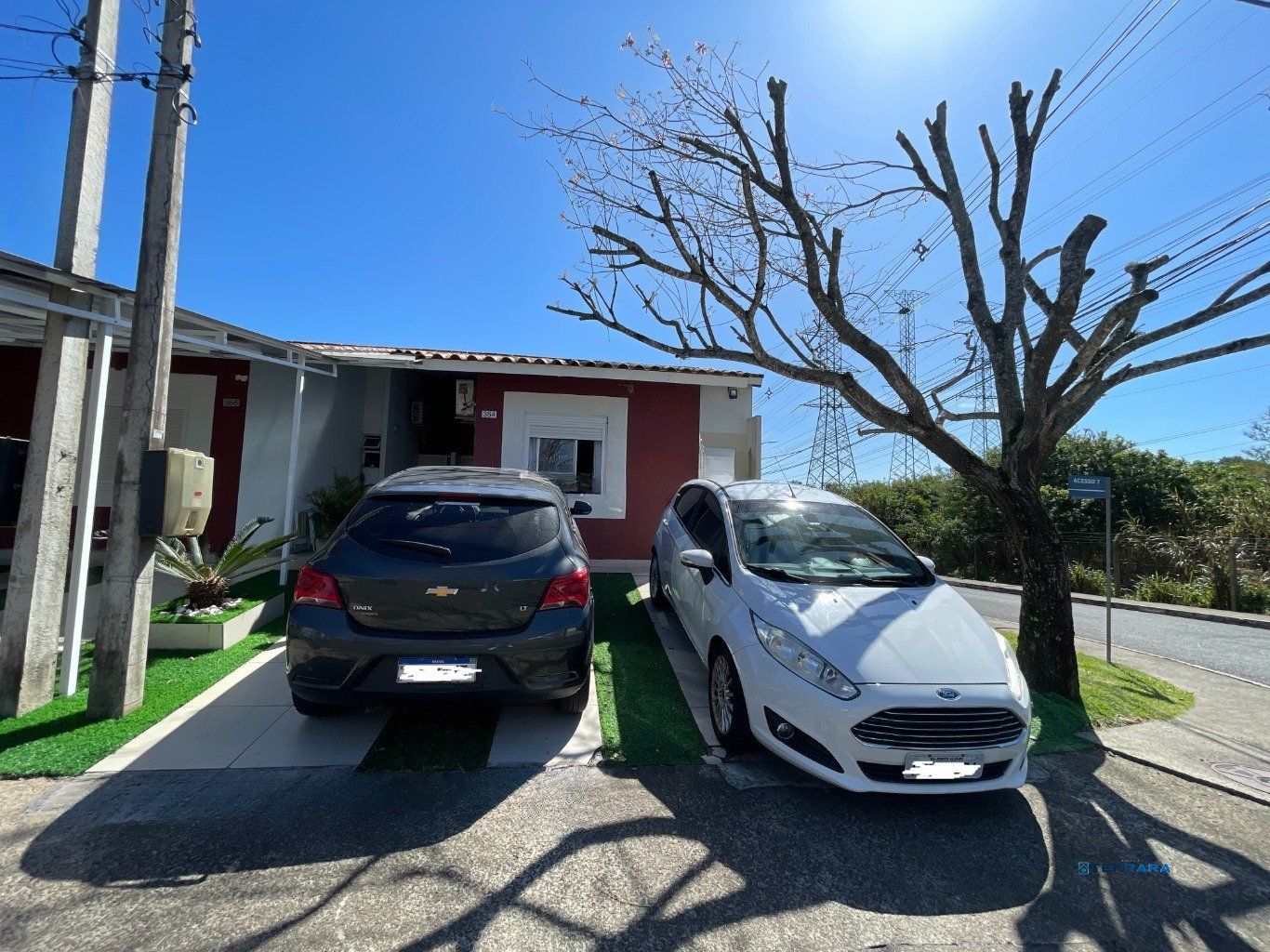 Casa com 3 quartos e 2 vagas em Alvorada no Condomínio Terra Nova