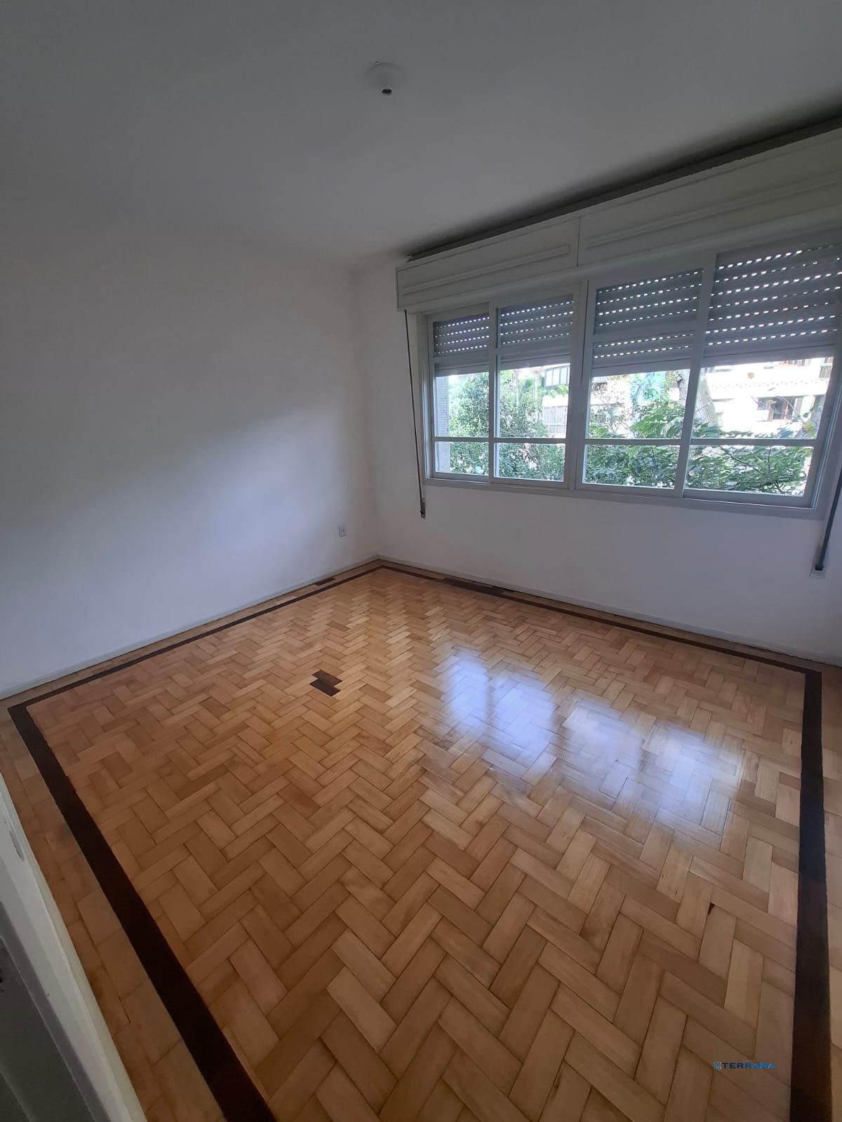 Apartamento com 108 metros privativos com 2 dormitórios na Rua Santa Cecilia.