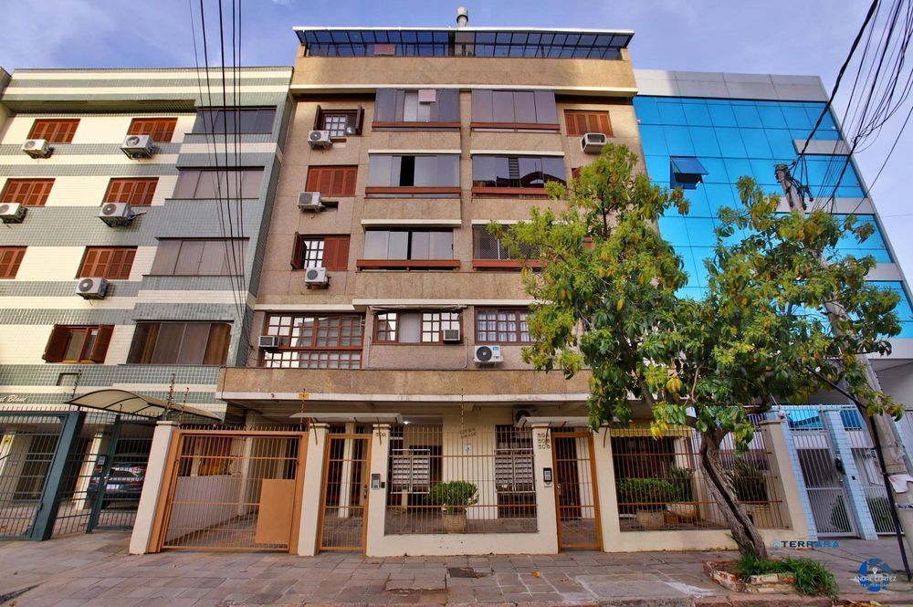 Apartamento 2 dormitórios, 1 vaga, churrasqueira e elevador no Cristo Redentor.