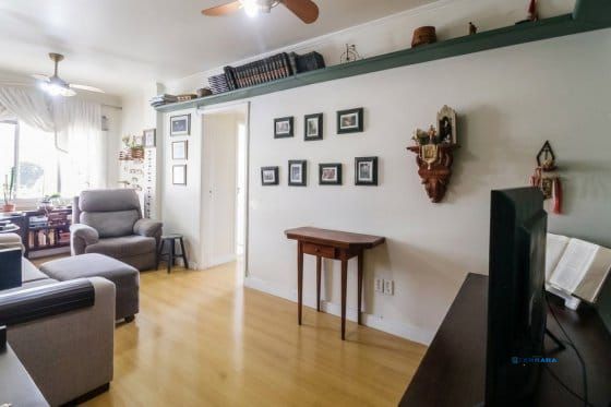 Apartamento de 2 quartos, 2 banheiros, elevador e garagem no bairro Higienópolis