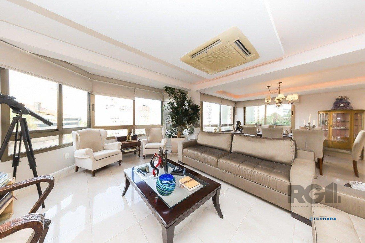 Apartamento para Venda - 156.76m², 3 dormitórios, sendo 3 suites, 3 vagas - Bela Vista