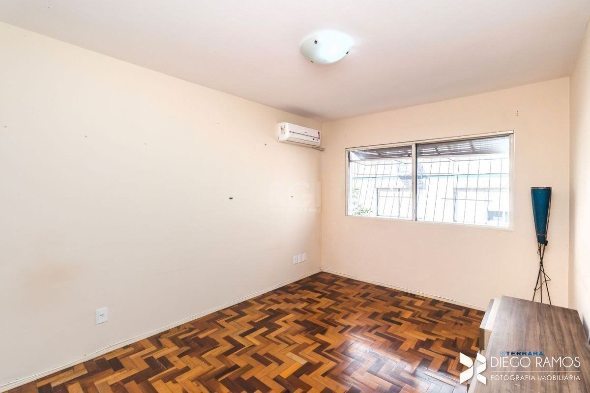 Apartamento para Venda - 82m², 3 dormitórios, sendo 1 suite, 1 vaga - Menino Deus