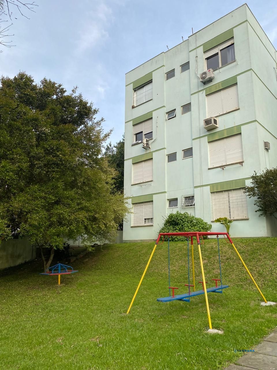 Apartamento de 1 quarto e 1 vaga de garagem escriturada no bairro Camaquã POA