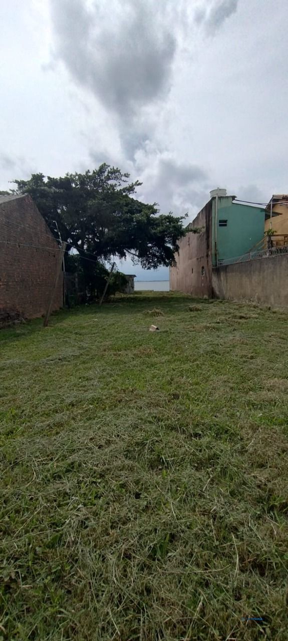 Terreno em Tramandaí com rampa de acesso a Lagoa