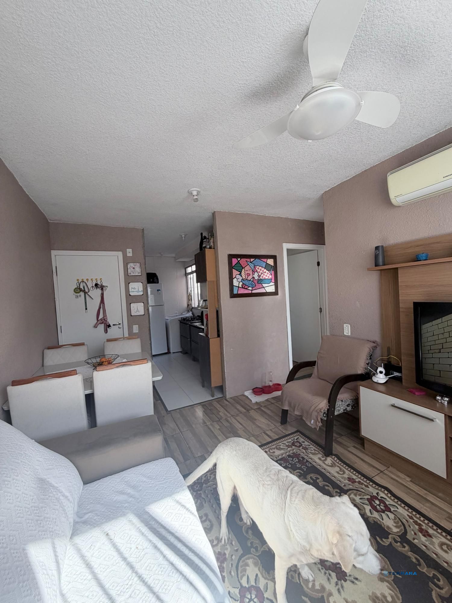 Apartamento no bairro Hípica - 2 dormitórios - 1 vaga