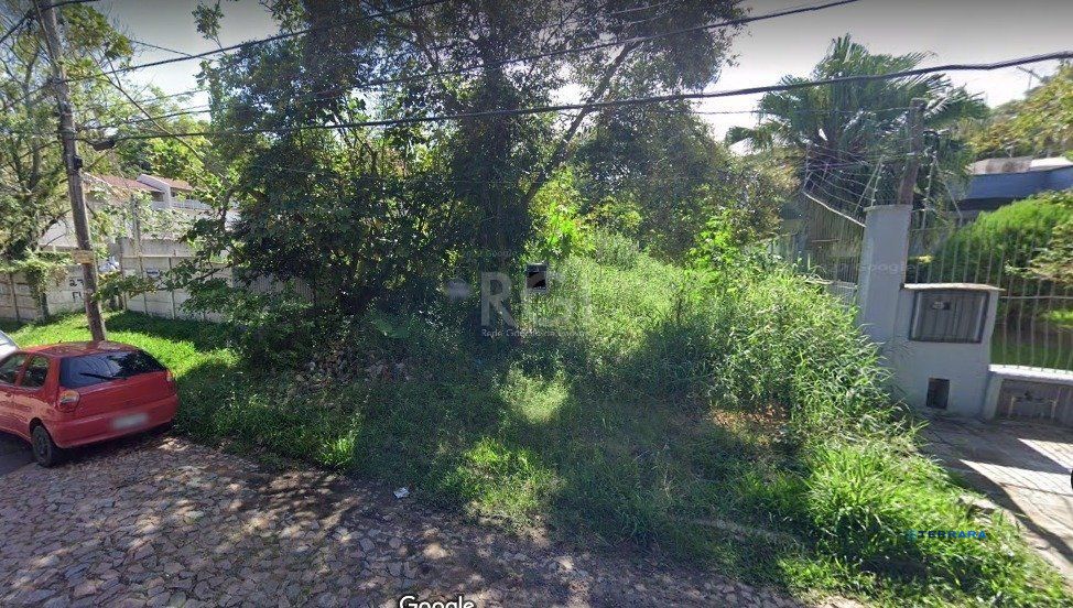 Terreno no bairro Pedra Redonda - Porto Alegre