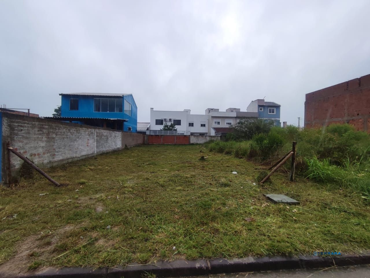 Terreno no bairro Aberta dos Morros 8x25